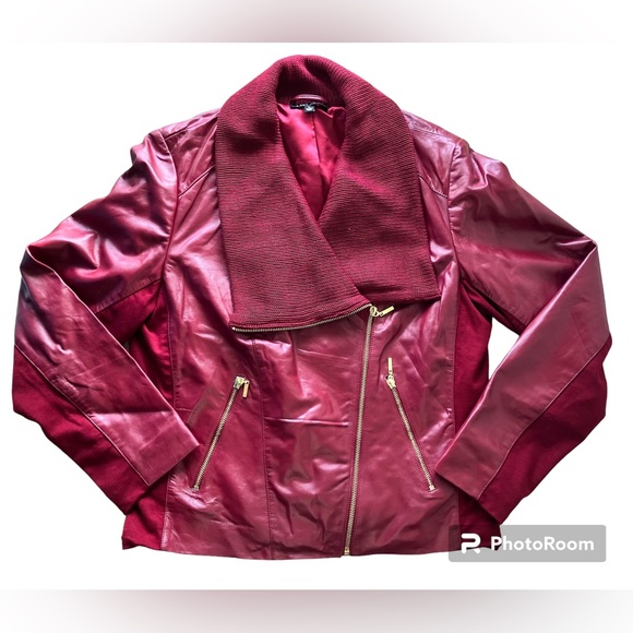 IMAN Jackets & Blazers - IMAN Women’s Leather Zip Up Moto/Bomber Jacket in Cranberry Sz L